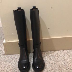SALVATORE FERRAGAMO FURSEO LEATHER KNEE BOOT